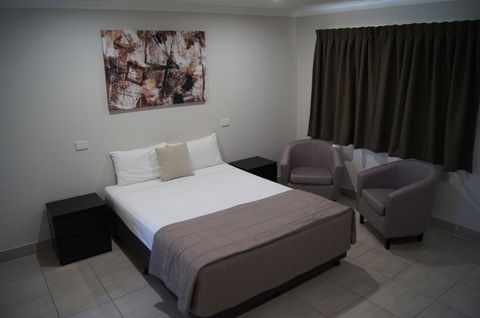 Beachside Motor Inn - NT Tourism 0