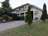 Book Cooranbong Accommodation Vacations Accommodation NT Accommodation NT