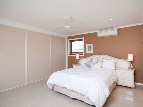 Bellima Beach House', 9 Jackson Close - Huge Duplex With Air Con And Fabulous Views - Accommodation NT 1