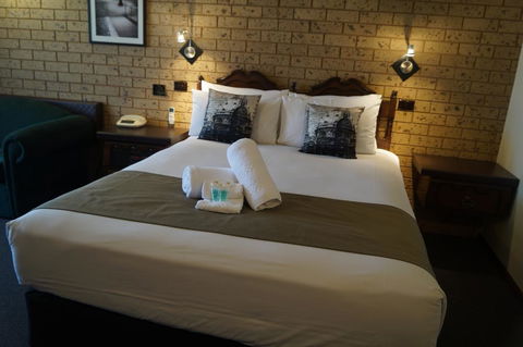 Belltower Motor Inn - Accommodation NT 2