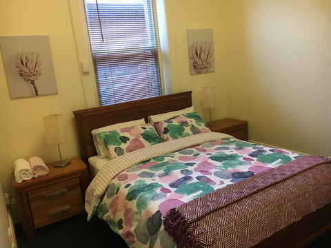 BELMONT 11 Bedroom Home In The Heart Of Victor Harbor - NT Tourism 3