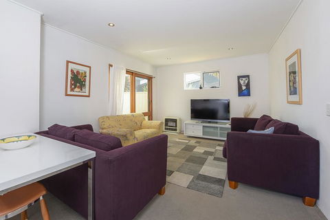 Beloka Close - Modern, Spacious, And Pet Friendly Accommodation - NT Tourism 2