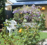 Benambra Bed  Breakfast - Accommodation NT