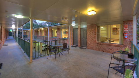 Bent Street Motor Inn - Accommodation NT 1