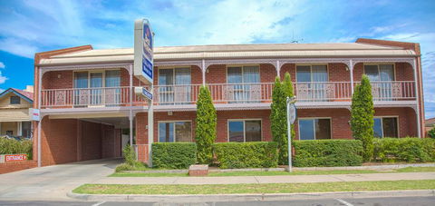 BEST WESTERN Burke And Wills Motor Inn - Accommodation NT 3