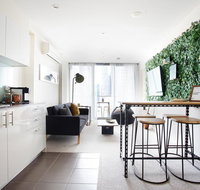 BHB Explore CBD Doorsteps Free Carpark Wine Wifi - Accommodation NT