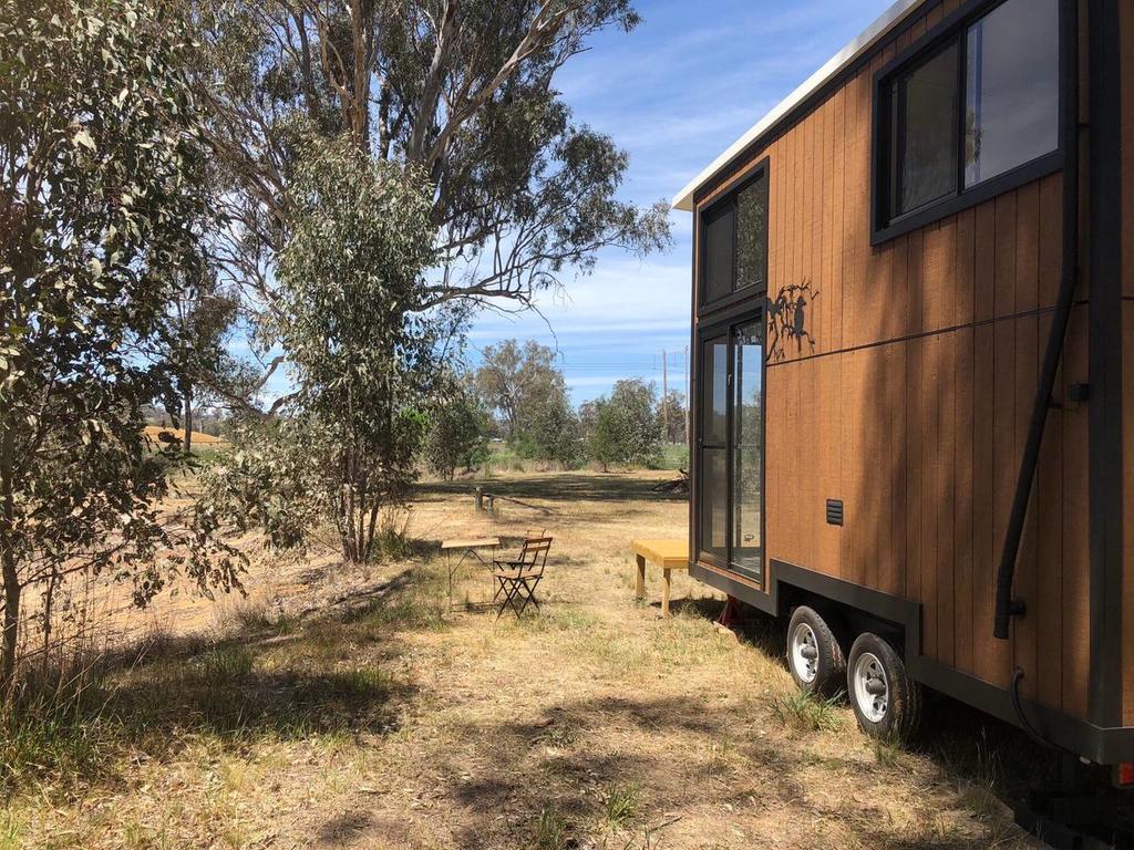Burrumbuttock ACT Accommodation NT