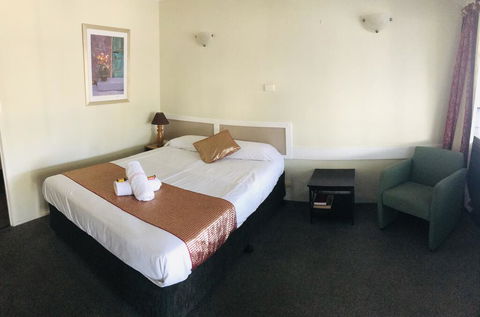 Biloela Centre Motel & Steakhouse Restaurant - NT Tourism 1