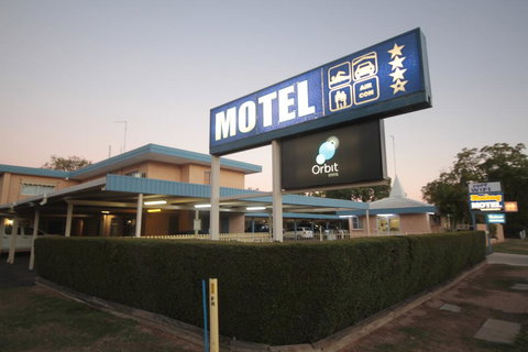Binalong Motel - NT Tourism 1