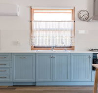 Bird In Hand Cottage Port Noarlunga - Accommodation NT