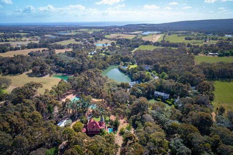 Birdwood Estate - NT Tourism 1