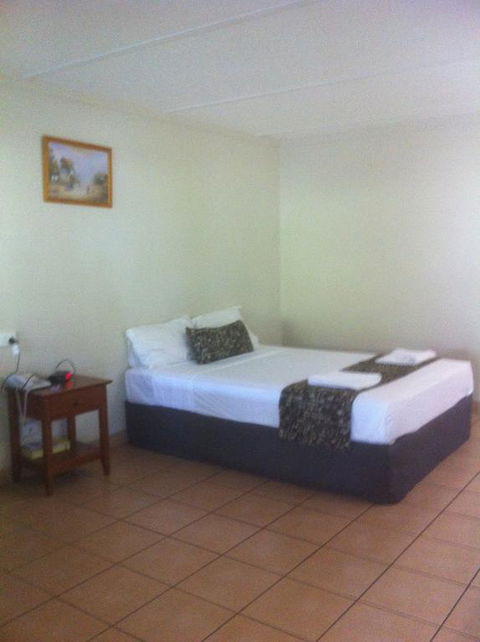 Black Nugget Hotel Motel - Accommodation NT 2