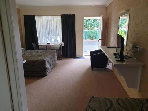 Blayney Central Motel - Accommodation NT 2