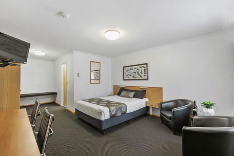 Blue Shades Motel - NT Tourism 2