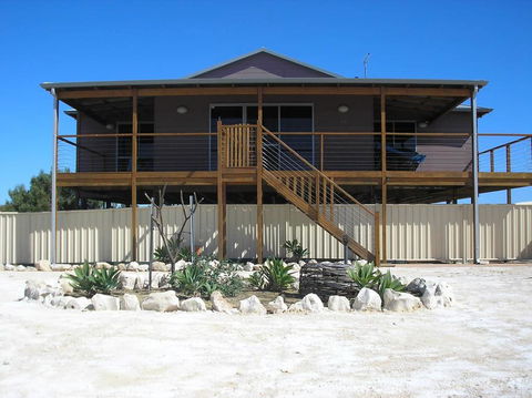 Blue Sky Escapes Sunset Oddes-sea - NT Tourism 0