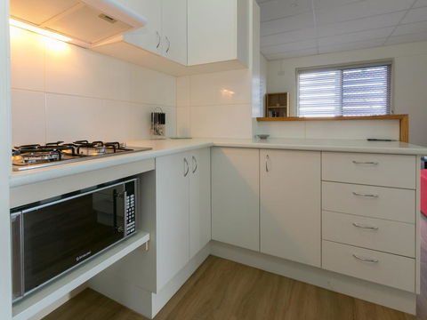 Blue Water Retreat - Downstairs - NT Tourism 1