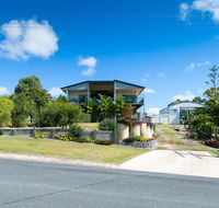 Blue Water Retreat - Upstairs  Downstairs - NT Tourism