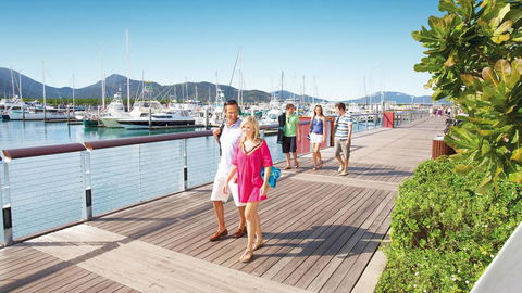 Boatel Cairns - Accommodation NT 1