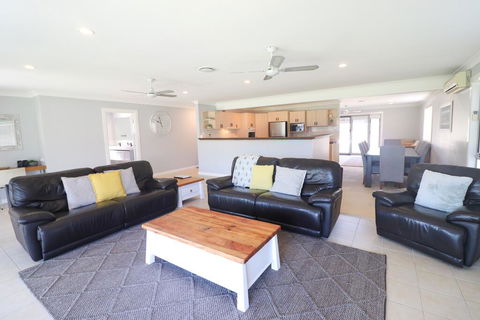 Boikon Beach House - NT Tourism 2