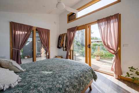 The Secret Garden - Alpine Retreat - Accommodation NT 1