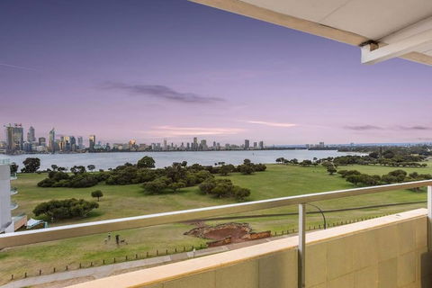 The Swan - Park & River Views Next To Perth Zoo - NT Tourism 0