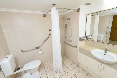 Wild Scotsman Motor Inn Gin Gin QLD - Accommodation NT 2