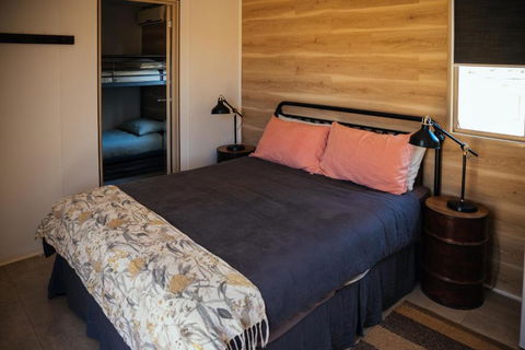 Wooramel River Retreat - NT Tourism 1