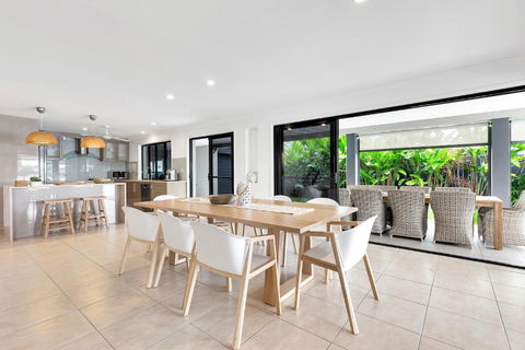 YALLA24-Luxury Resort Style Home - Accommodation NT 3