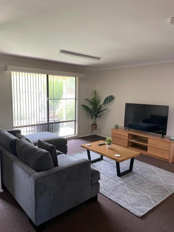  Accommodation NT