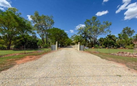 Almost Off Grid Tranquillity - Accommodation NT 1