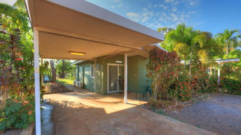 Batchelor Holiday Park - Accommodation NT 3