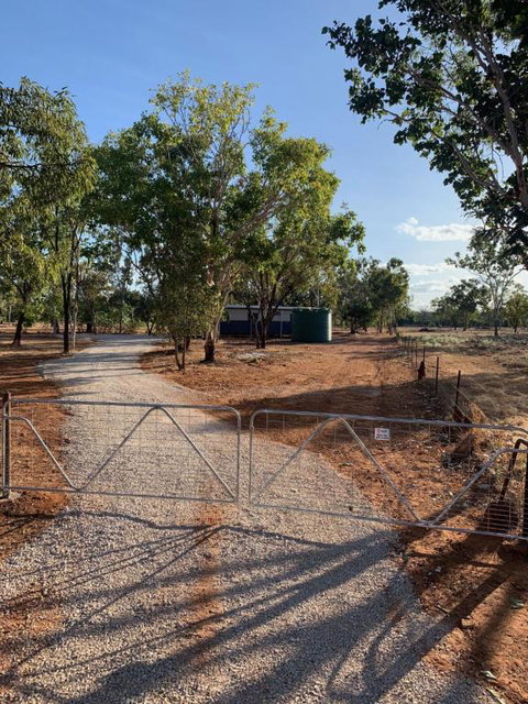 Curlew Cottage Katherine - NT Tourism 1