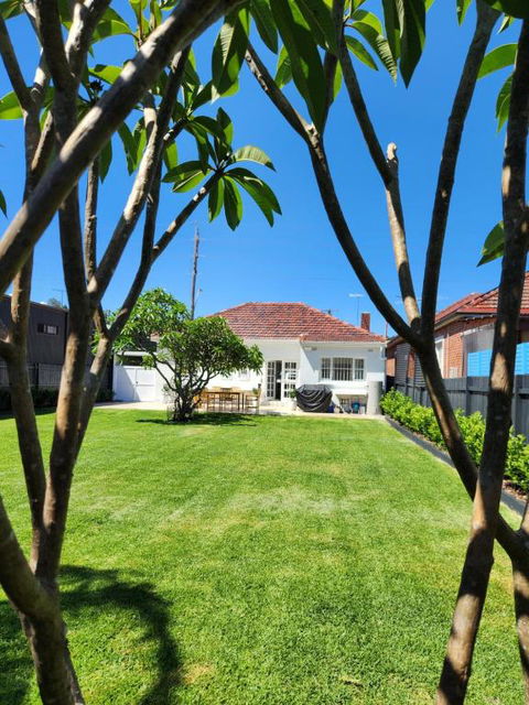WOW - King Beds, Huge Yard, New Reno, Close To Beach, Private, Level No Stairs - NT Tourism 0