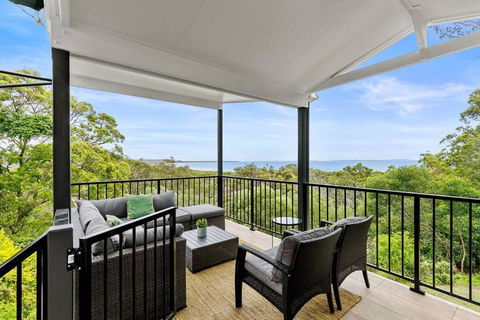 YARABIN - Luxury Home With Ocean Views - Accommodation NT 0