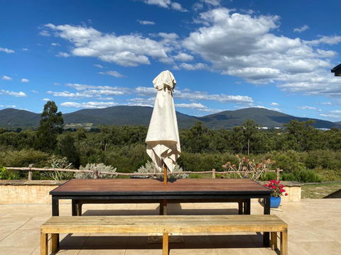 Yarra Valley Country Escape - NT Tourism 0