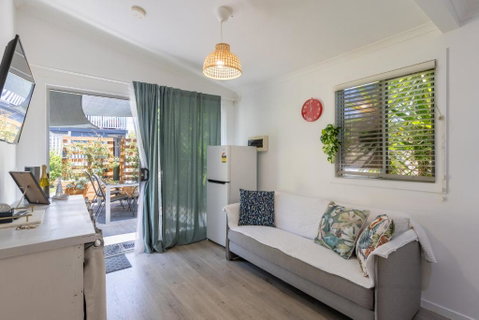 Zen Escape Guest House- Zen Garden Tiny Home, Nooky Studio - Accommodation NT 0