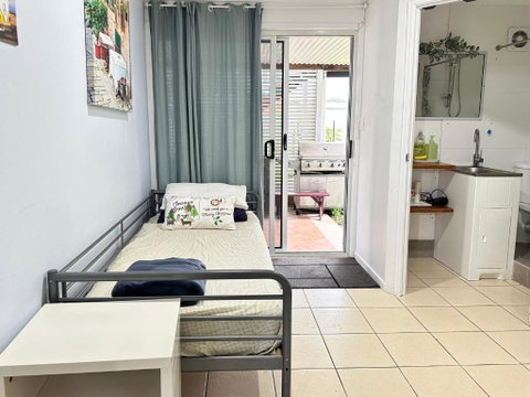 Zen Escape Guest House- Zen Garden Tiny Home, Nooky Studio - Accommodation NT 2