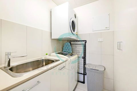 ZEN TOWERS: Cozy Executive 3-BR Family Apt In Darwin City - Accommodation NT 1
