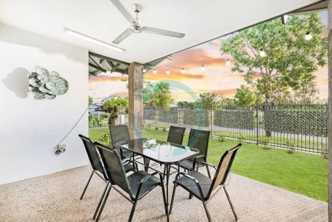 Zenhouse: Stylish Muirhead Home Near Park/Hospital - NT Tourism 1