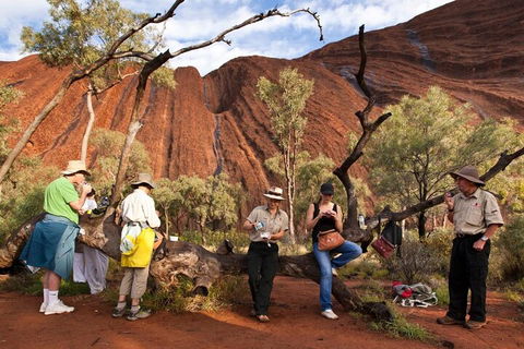 Full Uluru Base Walk At Sunrise Including Breakfast - Accommodation NT 5