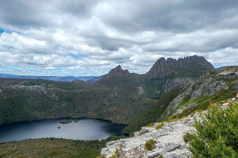 6 Day Trek The Cradle Mountain Overland Track - Accommodation NT 2