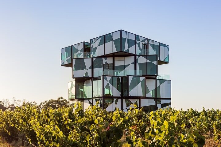  Accommodation NT