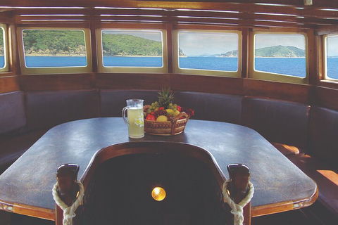 2 Night Whitsunday Islands Cruise On New Horizon From Airlie Beach - Accommodation NT 0