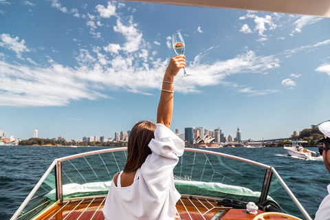 Private Luxury Cruise On Sydney Harbour For Up To Six Guests - Accommodation NT 0