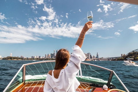 Private Icons And Highlights Cruise Of Sydney Harbour - Accommodation NT 2