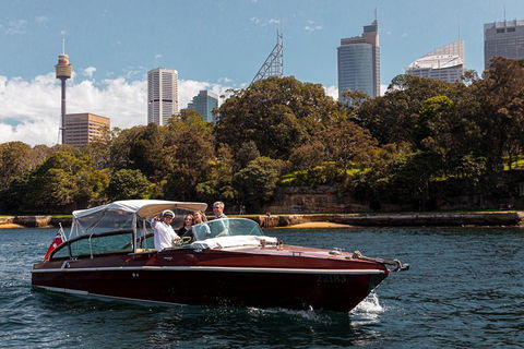 Private Icons And Highlights Cruise Of Sydney Harbour - Accommodation NT 4