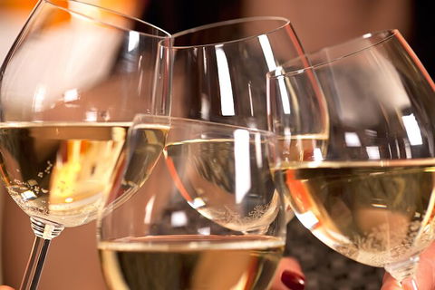 Yarra Valley Wine Tour Inc Lunch With A Glass Of Wine, Tastings And Chocolate - Accommodation NT 5