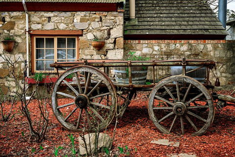 Adelaide Hills Day Tour. Winery Cellar Doors - NT Tourism 5