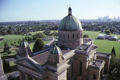 Melbourne City Tour: Lifestyle Of The Rich And Famous - Accommodation NT 4
