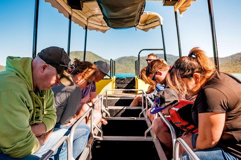 Airlie Beach Glass Bottom Boat Tour - Accommodation NT 0